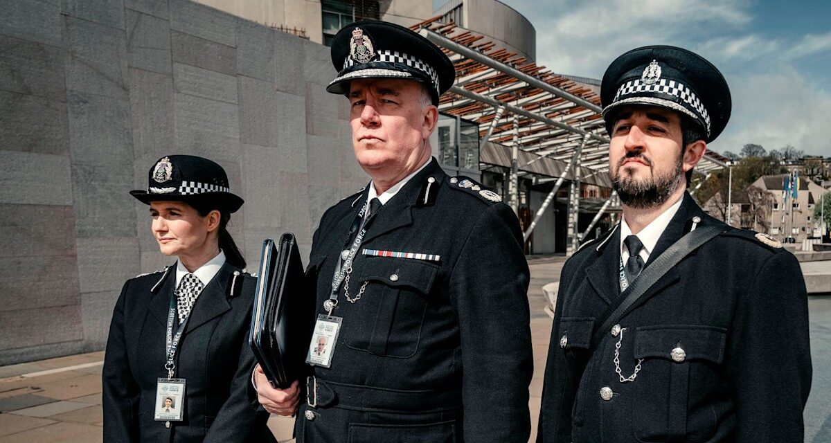 Série de police de la BBC avec Shetland Star pour revenir – avec le département Q Actor et Cameo majeur