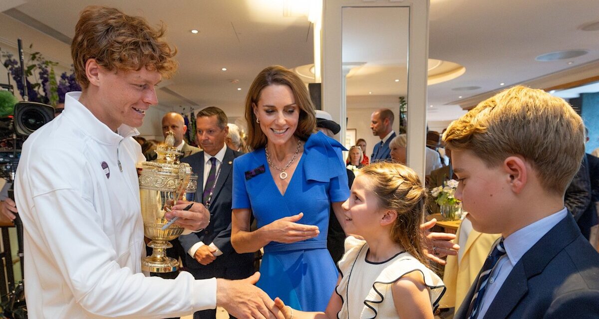L&rsquo;échange de Prince George et de la princesse Charlotte avec Jannik Sinner après la victoire de Wimbledon a révélé