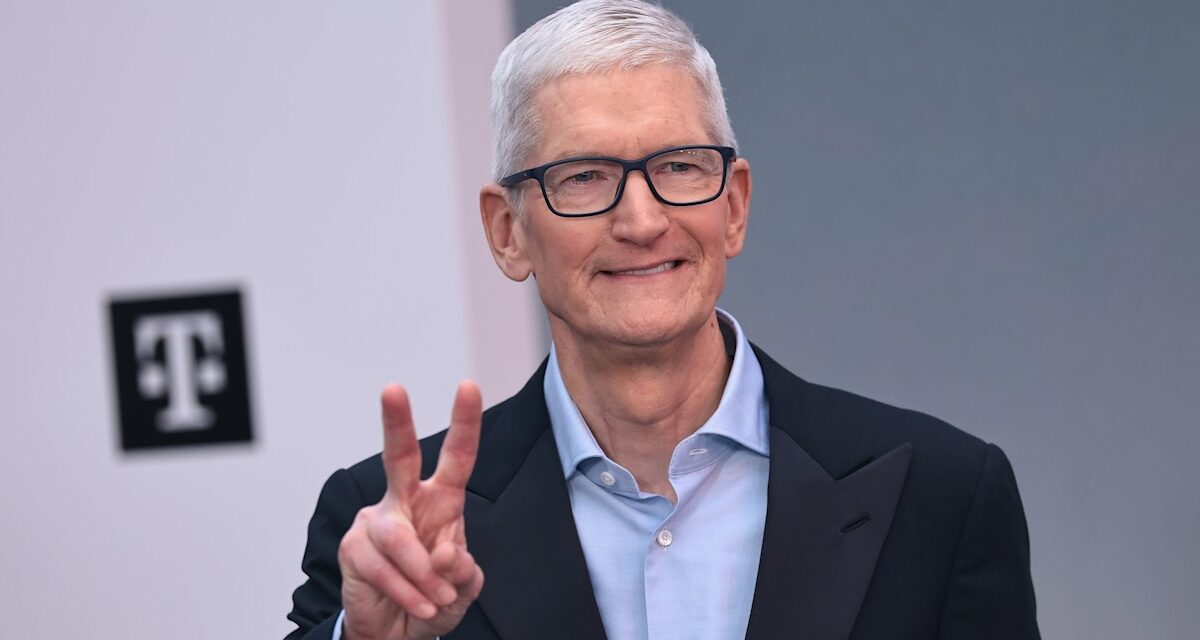 Combien gagne le PDG d&rsquo;Apple Tim Cook en une journée?