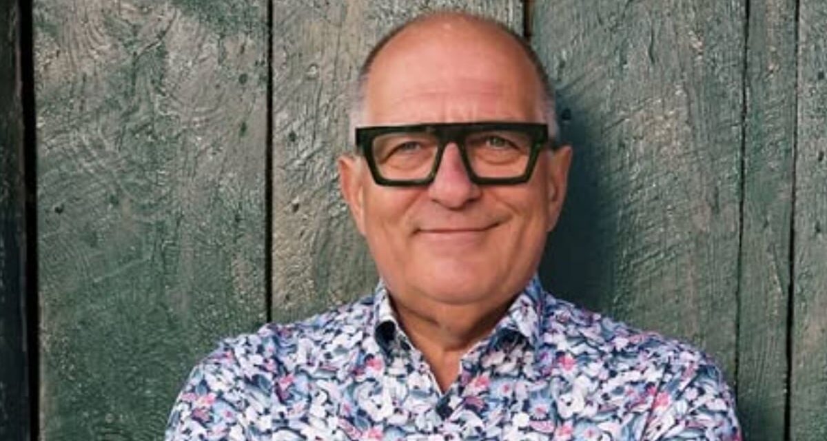 La vie privée «nomade» de Hugh Wallace avec son mari Martin