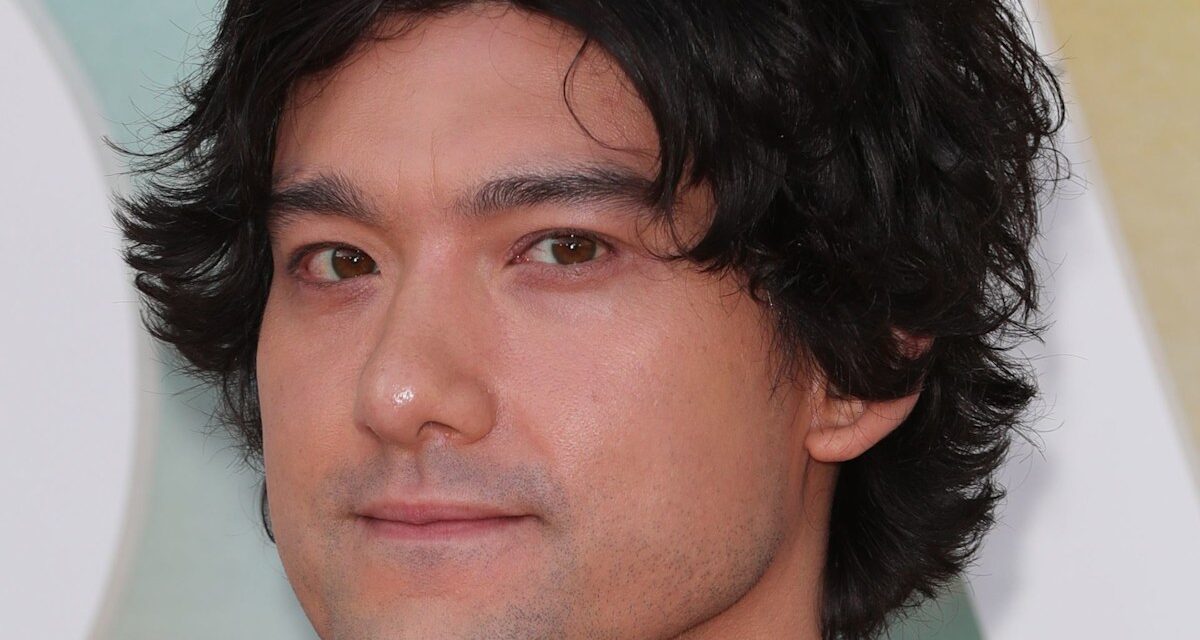 Trop de Star Will Will Will de Sharpe est hors caméra avec un partenaire célèbre