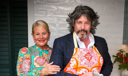 Laurence Llewelyn-Bowen brise le silence sur l&rsquo;expérience «effrayante» de la mort imminente qui a laissé sa femme Jackie en larmes – exclusif