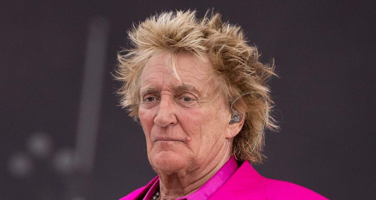 Rod Stewart brise le silence sur le moment «émotionnel» alors que les fans disent tous la même chose