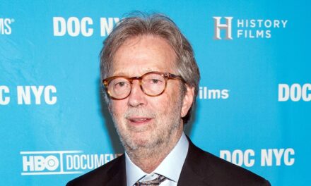 Eric Clapton, 80 ans, a des raisons de célébrer alors que la famille devrait grandir – voir l&rsquo;annonce