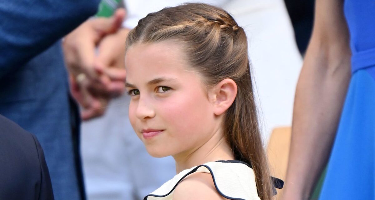 La princesse Charlotte brise le protocole royal lors de la rencontre et de la salutation avec le vainqueur de Wimbledon, Jannik Sinner – Watch
