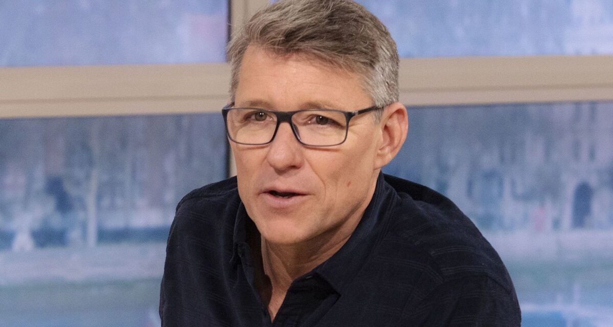 Le fils de Ben Shephard, Sam est sa copie carbone dans une nouvelle photo après le week-end «brutal»