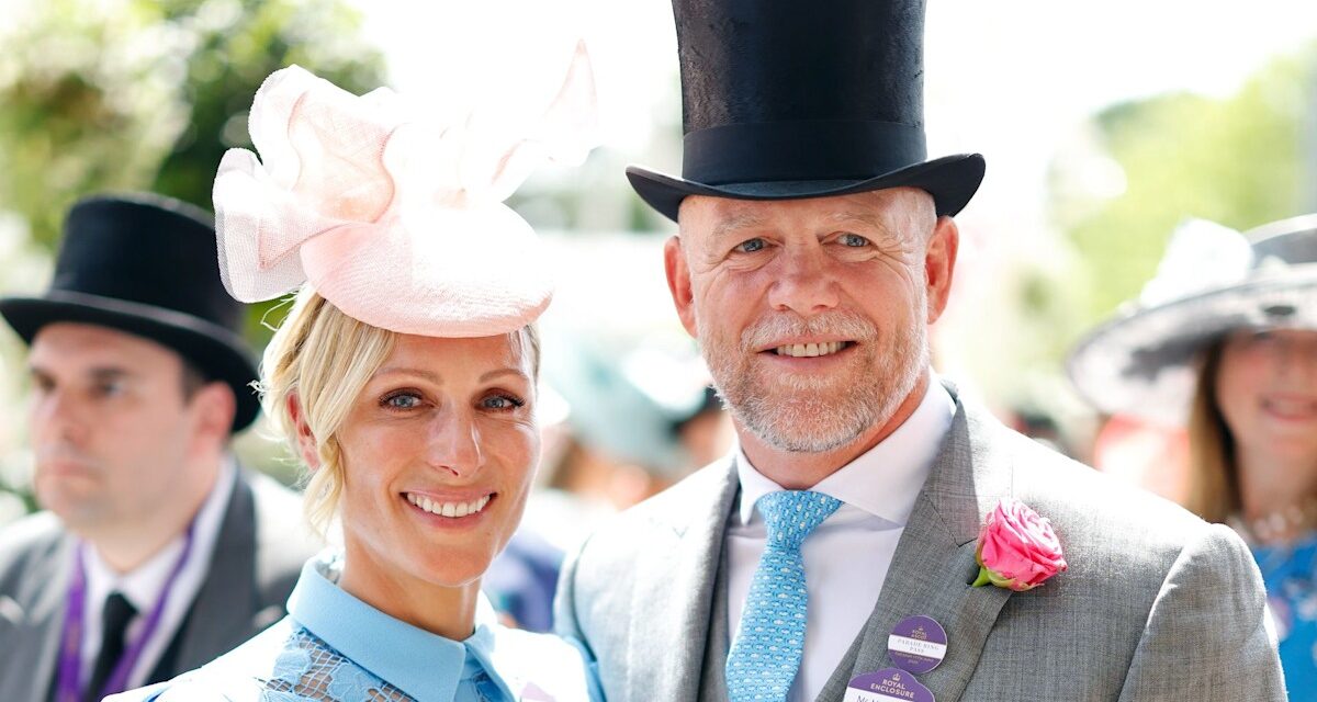 Zara et Mike Tindall ont pris la caméra alors qu&rsquo;ils font une apparition surprise en Australie