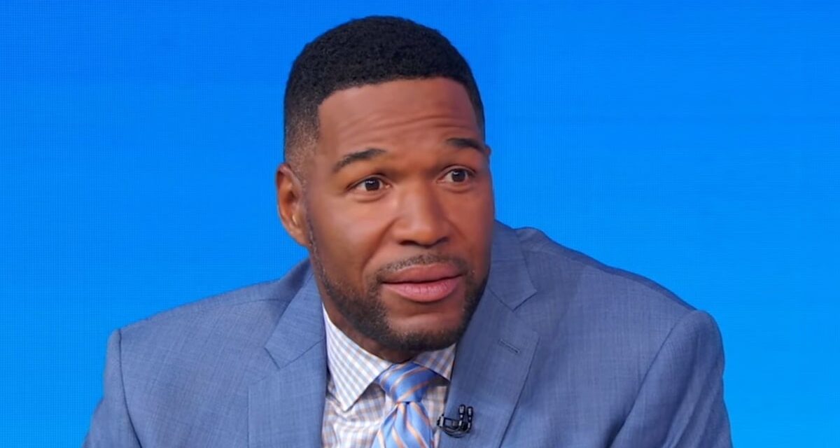 Michael Strahan de GMA effectue une carrière imprévue alors qu&rsquo;il loue de nouveaux co-animateurs