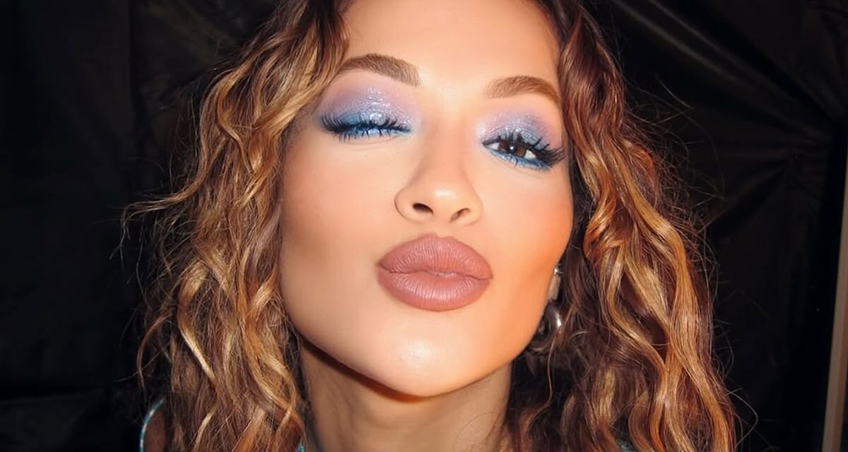 « Vous ne pouvez pas la mettre dans une boîte »: la maquilleuse de Rita Ora sur la création du maquillage expérimental du chanteur