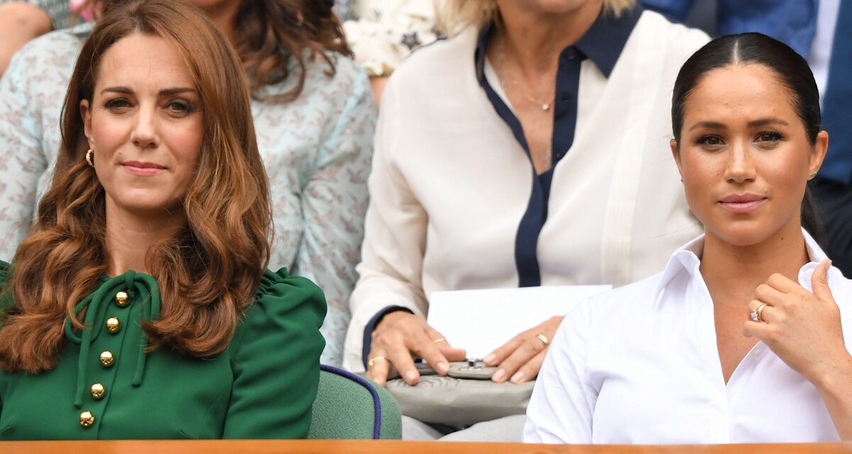 Kate Middleton vient de porter la belle-sœur de la chemise de créatrice de Meghan Markle