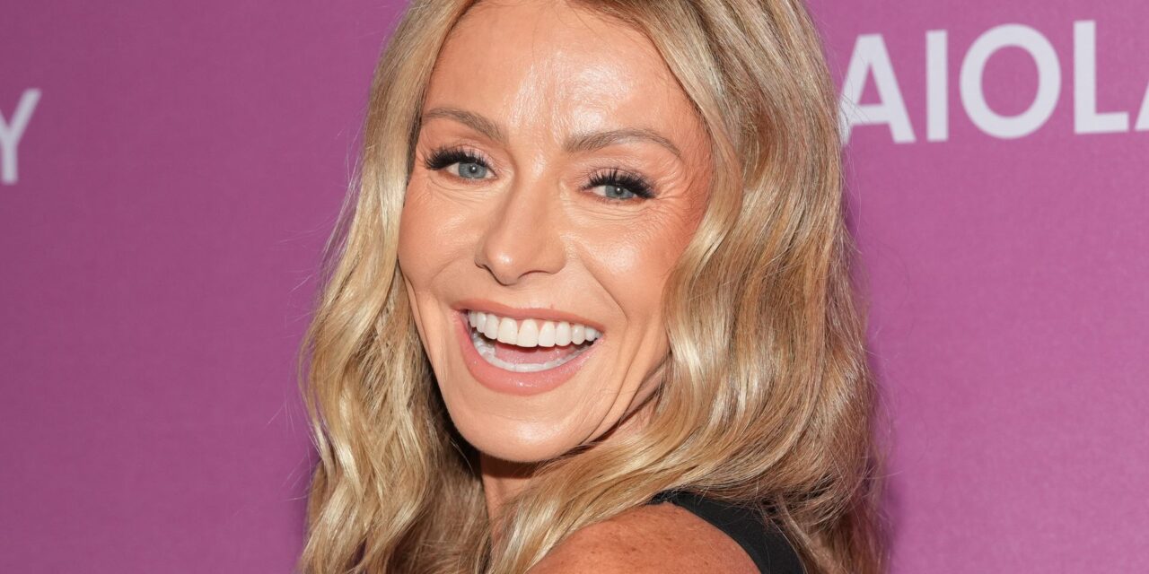 Kelly Ripa reçoit une double dose de joie alors qu&rsquo;elle et Mark Consuelos célèbrent des nouvelles passionnantes