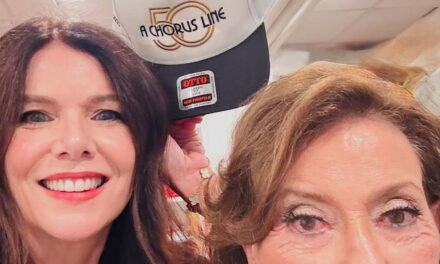 Gilmore Girls Cast Reunion envoie les fans dans une frénésie