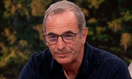 Le retour de Robson Green au chalet du ferry-ferry après un changement de vie difficile