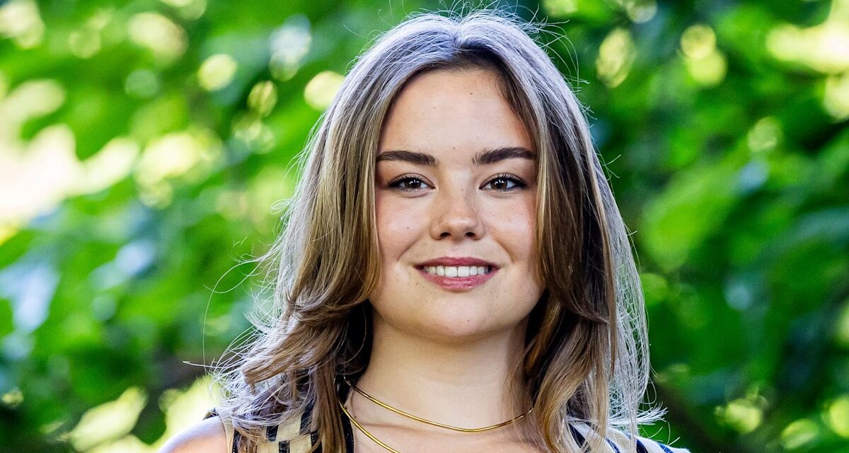 La princesse Ariane participe à une tradition de graduation unique au palais – Regardez la vidéo