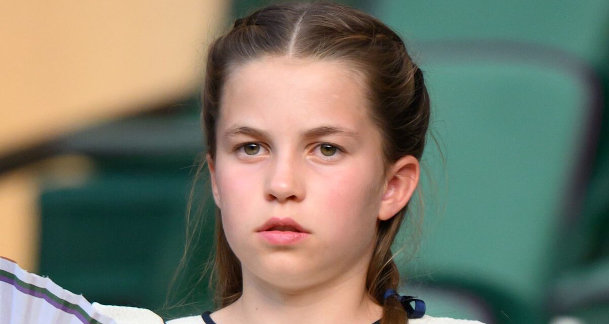 La princesse Charlotte remet en question les règles royales avec majeure d&rsquo;abord