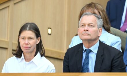 La cousine du roi Charles Sarah Chatto profite du jour de la date avec son mari