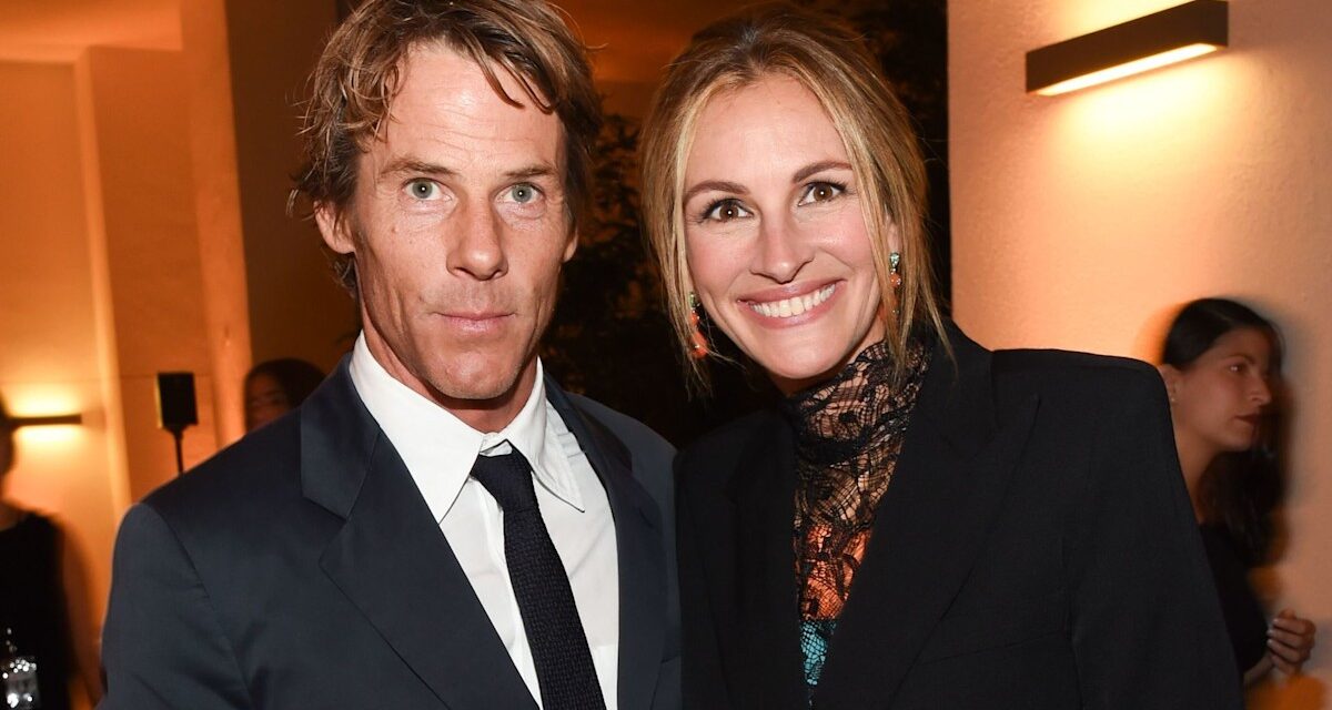 Le mari de Julia Roberts, Danny Moder, revient aux médias sociaux pour une raison poignante