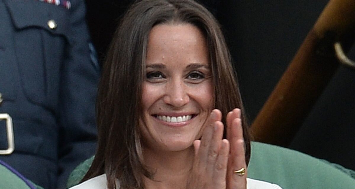 Pippa Middleton «réapparaît» après six mois dans la veste de 370 £ de 2025