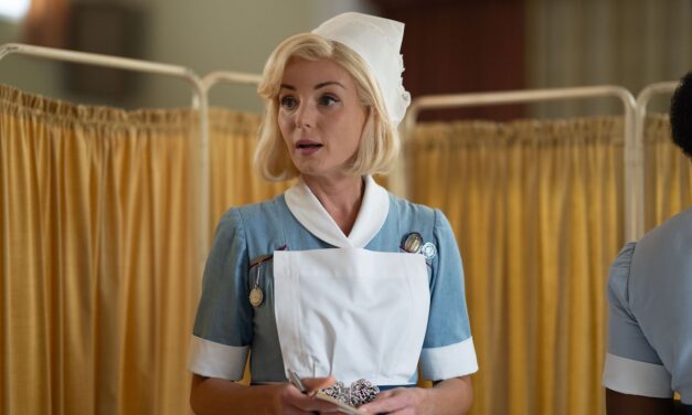 Appelez la sage-femme établit le record directement sur la grande «  idée fausse  » avant la série 15