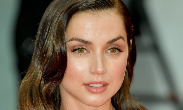 Ana de Armas souffre d&rsquo;un coup de 3,5 millions de dollars au milieu des rapports de romance Tom Cruise