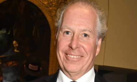 Le fils de la princesse Margaret fait une apparence rare à Highgrove après avoir confirmé une nouvelle relation