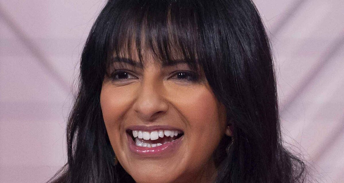 Ranvir Singh apporte la chaleur dans une robe chaude rouge et des chaussures en or – le combo parfait, non?