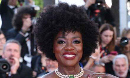 Viola Davis célèbre le 60e anniversaire en maillot de bain lors d&rsquo;une escapade mexicaine imbibée de soleil