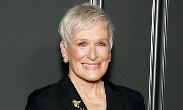 Le drame en 6 parties «délicieusement sombre» dirigé par le vainqueur d&rsquo;Oscar gardera le public «sur le bord de leurs sièges»