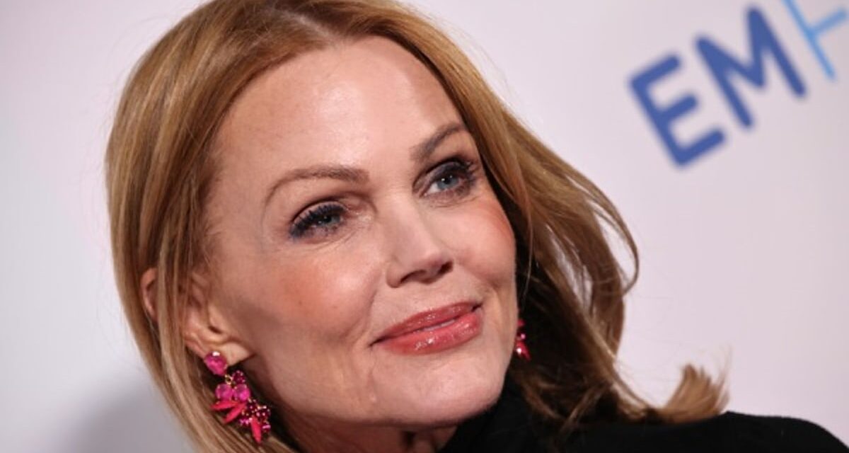 La chanteuse des années 80 a l&rsquo;air incroyable alors qu&rsquo;elle célèbre son 67e anniversaire