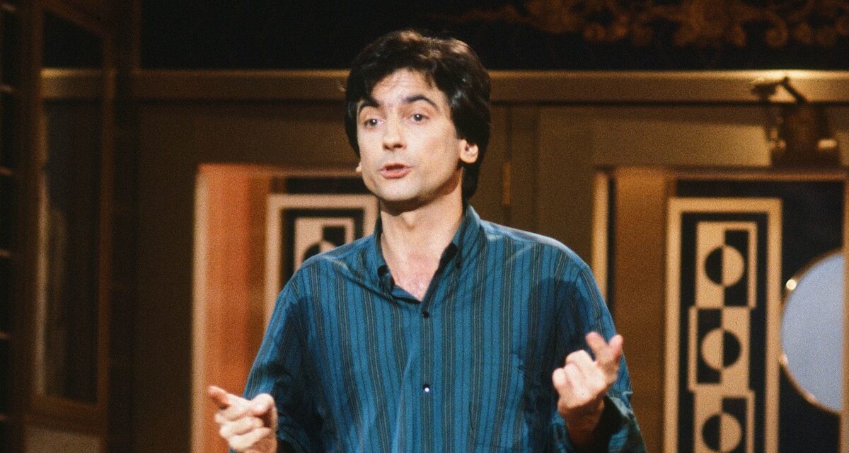 La star de cinéma des années 80 est méconnaissable dans la rare sortie de New York