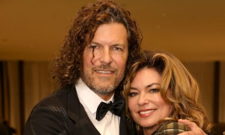 Rencontrez la belle-fille privée de Shania Twain – à l&rsquo;intérieur de sa vie idyllique en Suisse