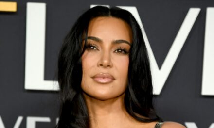 Donald Trump et DHS appellent Kim Kardashian «mal informé» après les déportations de glace maman de 4 slams