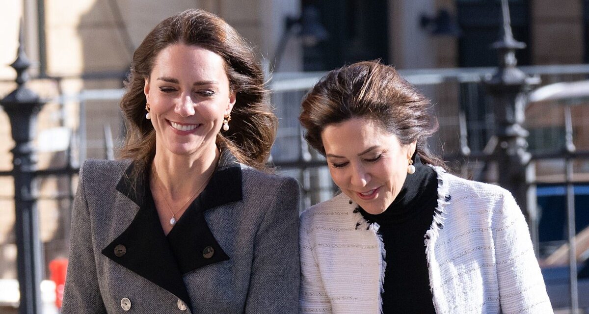 La reine Mary du Danemark est l&rsquo;image crachée de Kate Middleton en accessoire d&rsquo;or éblouissant