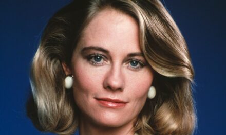 Moonlighting Star Cybill Shepherd, 75, est magnifique dans le look décontracté pour une apparence hollywoodienne rare