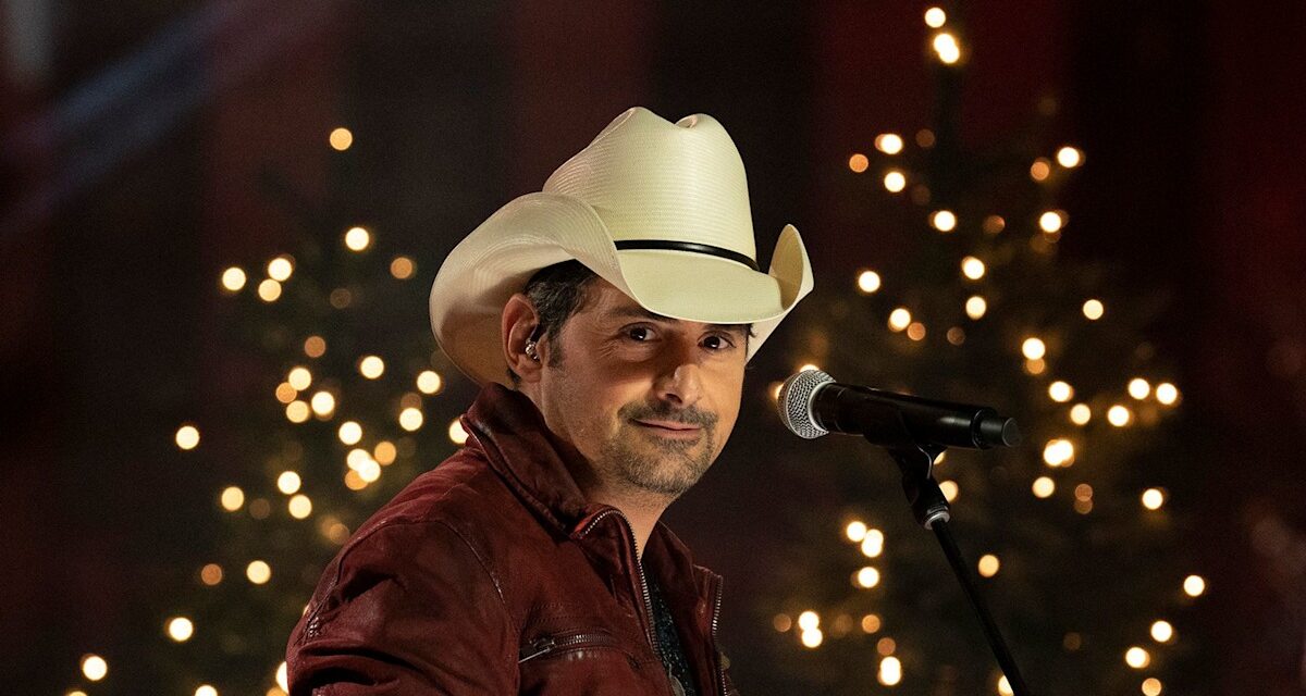 Brad Paisley fait équipe avec Hallmark pour un nouveau tournage de films de Noël à un emplacement très spécial