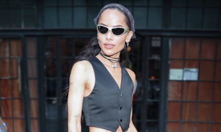 Zoë Kravitz dit que la couture Souchy est la tendance de transition la plus sexy pour 2025