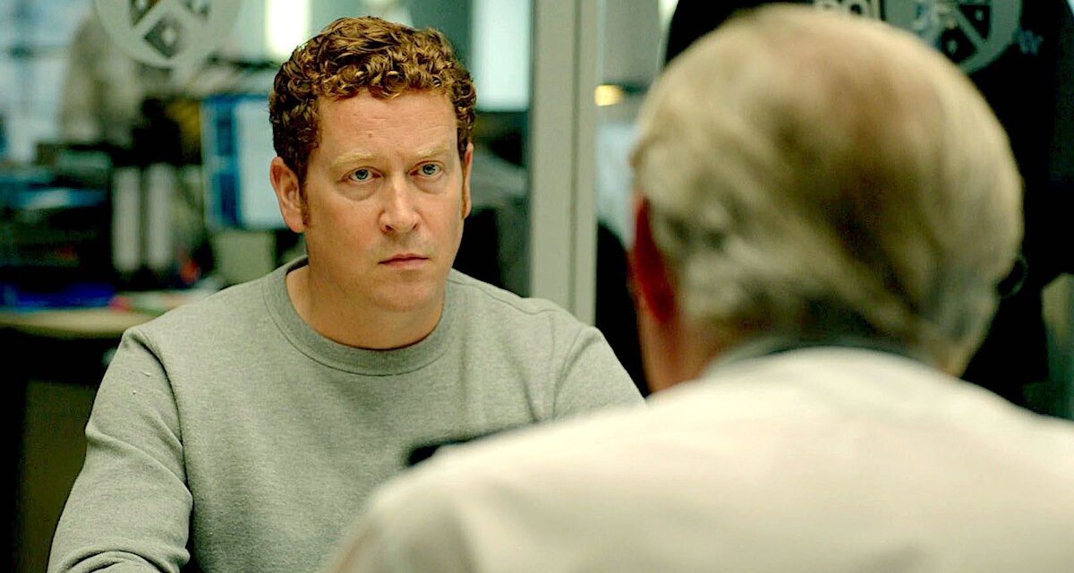 Les téléspectateurs sont obsédés par le drame policier de la BBC «  Full of Twists &lsquo;Ils saluent un chef-d&rsquo;œuvre &rsquo;10 / 10&rsquo;