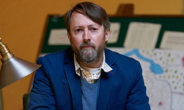 Émission bien-aimée David Mitchell étiquetée «  Comédie à son meilleur  » obtient une mise à jour décevante