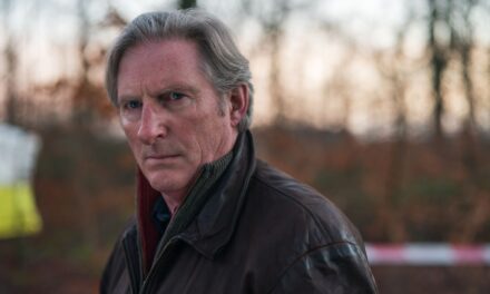 Adrian Dunbar sur son retour «plus confiant» Ridley – et comment la saison 2 aborde le «chagrin masculin»