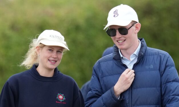 Lady Louise Windsor est soutenue par le petit ami rumeur Felix aux championnats avant de retourner à l&rsquo;université – exclusif