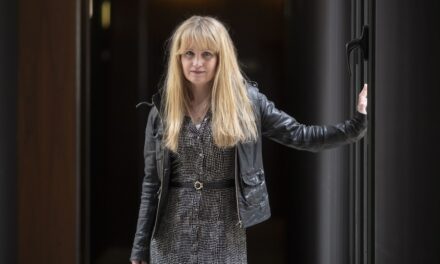 La petite amie d&rsquo;Earl Spencer Cat Jarman partage une mise à jour excitante de «bébé» d&rsquo;Althorp