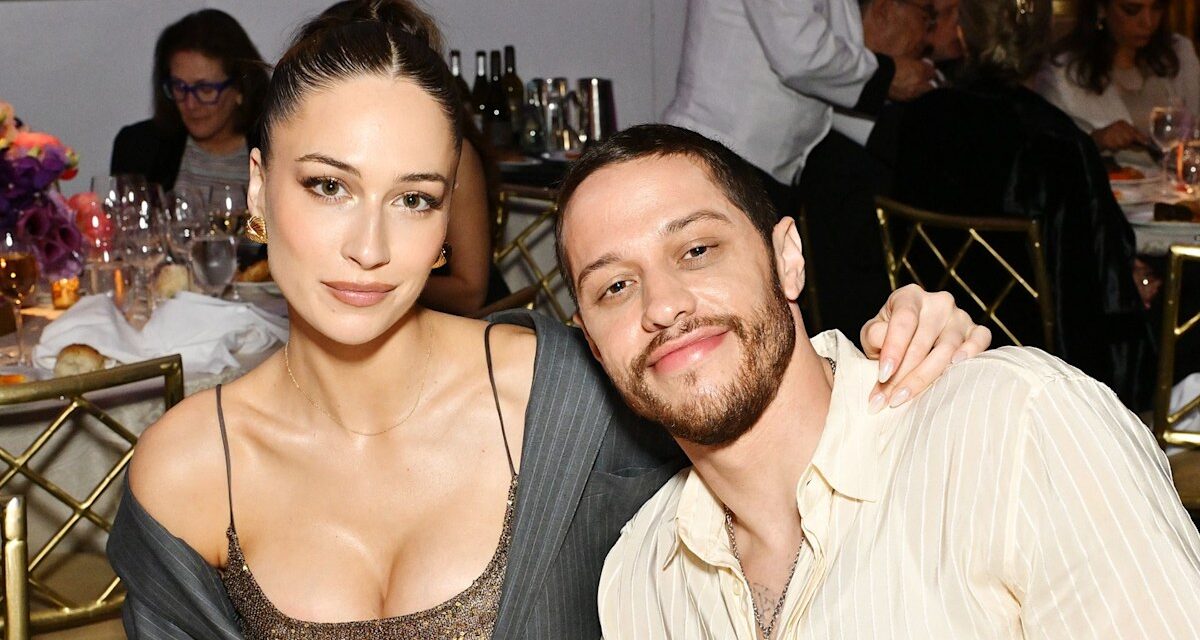 À l&rsquo;intérieur de la star du pick-up, le voyage de Pete Davidson vers la parentalité avec sa petite amie