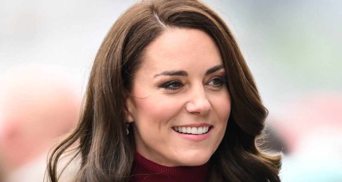 La veste d&rsquo;automne de Kate Middleton a juste eu une cure de jouvence M&S – et les fans affluent rapidement