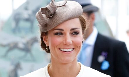 Kate Middleton a marqué le «départ délibéré» avec une robe post-mariage non conventionnelle