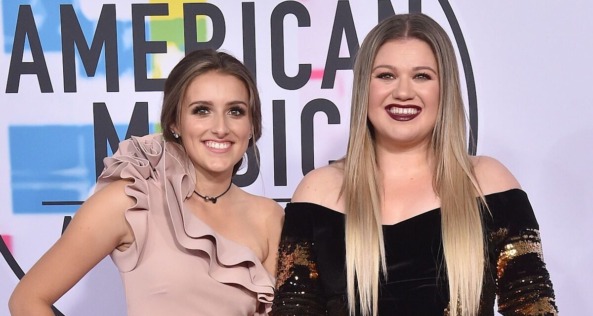 La belle-fille de Kelly Clarkson révèle comment le père Brandon a changé six mois avant la mort