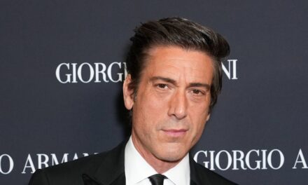 La règle stricte de David Muir qui le distingue des autres visages célèbres
