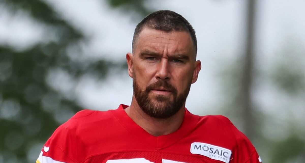 Travis Kelce pleure une perte dévastatrice pour la famille – Lire la nécrologie