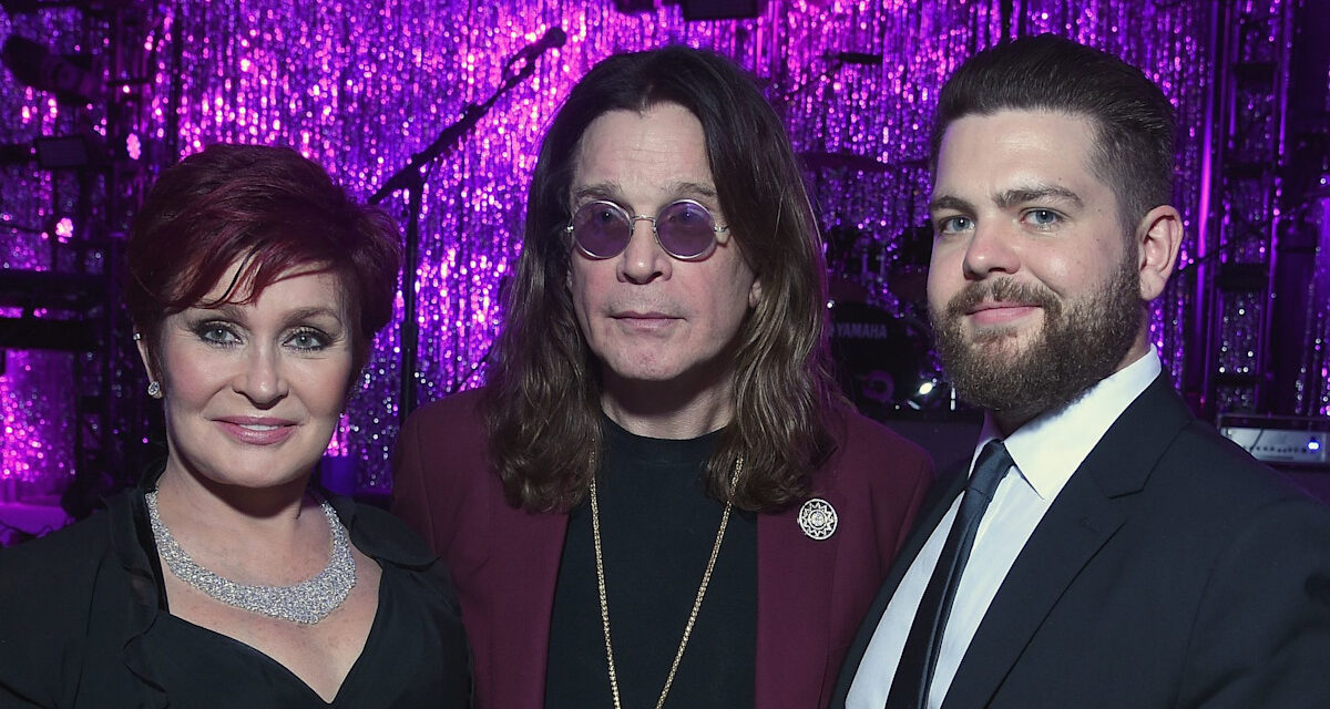 La femme de Jack Osbourne fait une promesse de 4 mots à Sharon Osbourne en hommage poignant au beau-père Ozzy