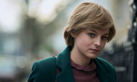 Les téléspectateurs &lsquo;obsédés&rsquo; par le premier regard sur le fantasme historique 100 nuits de héros