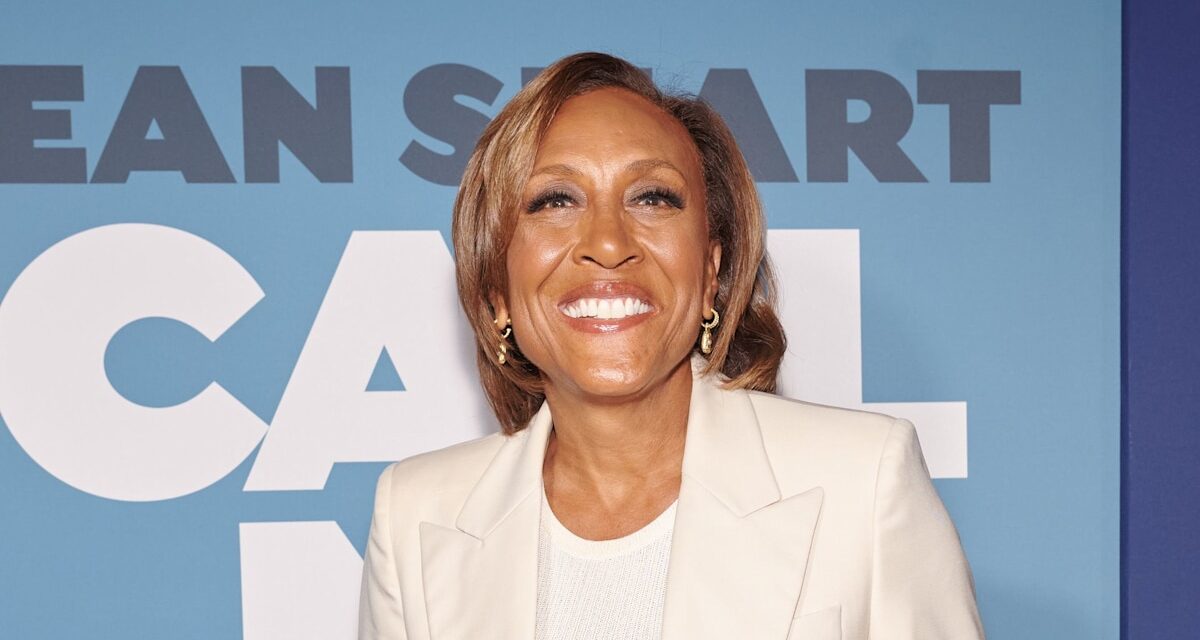 Regarder: Robin Roberts fait un retour très glam au GMA alors qu&rsquo;elle annonce un nouveau chapitre